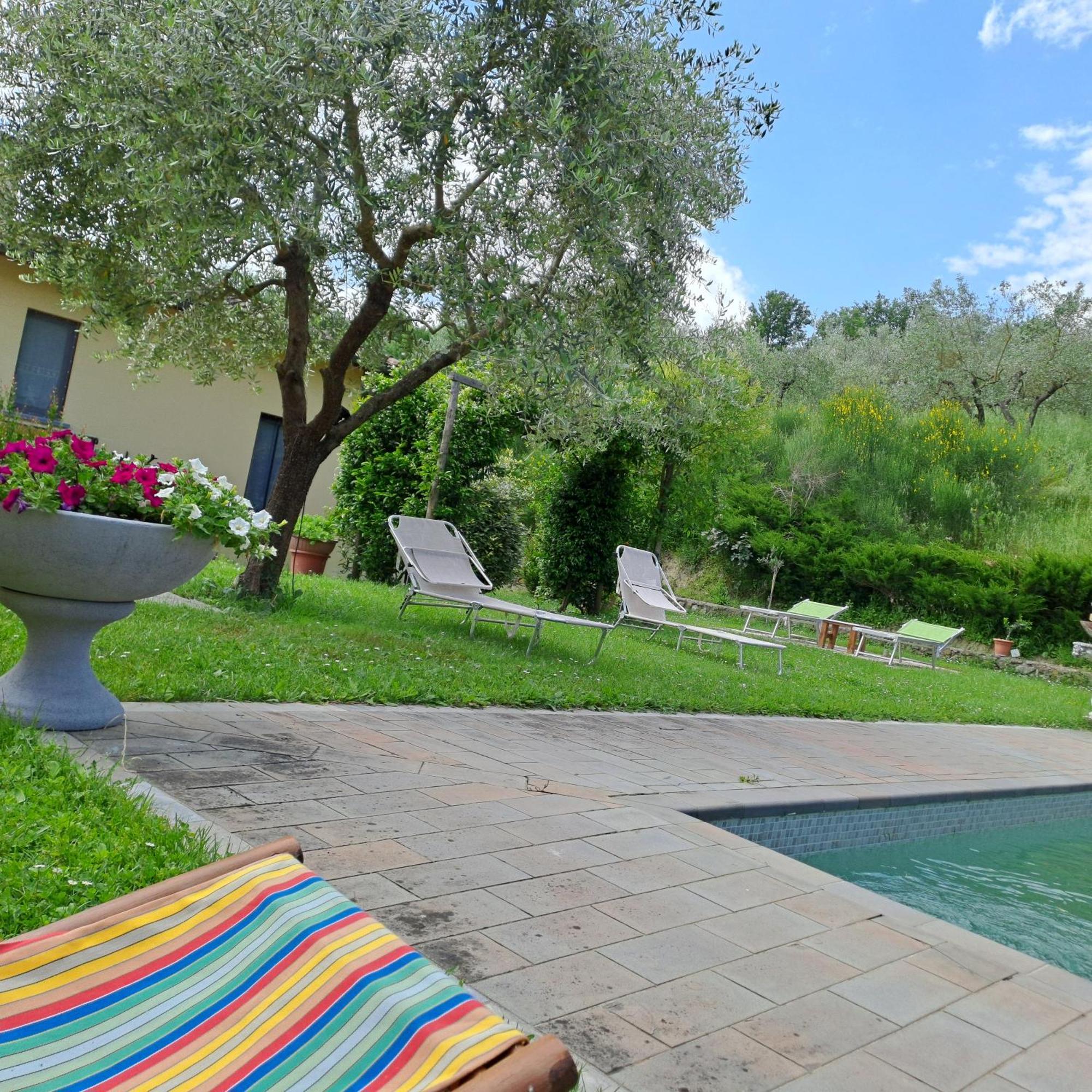 Guest House Torre Guelfa, Vinsantaia 菲利内瓦尔达诺 外观 照片